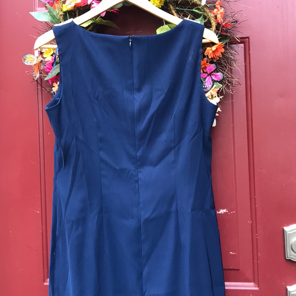 Dress - Picture 4 of 4